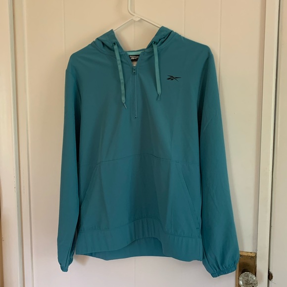 NWT | Reebok Light Weight Windbreaker! - Picture 3 of 7